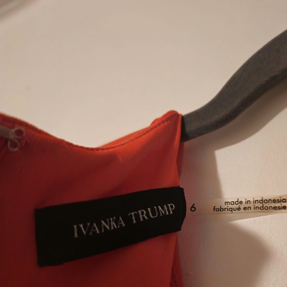 Sleeveless dress size 6 -  Red Orange - Ivanka Trump - Picture 3 of 3